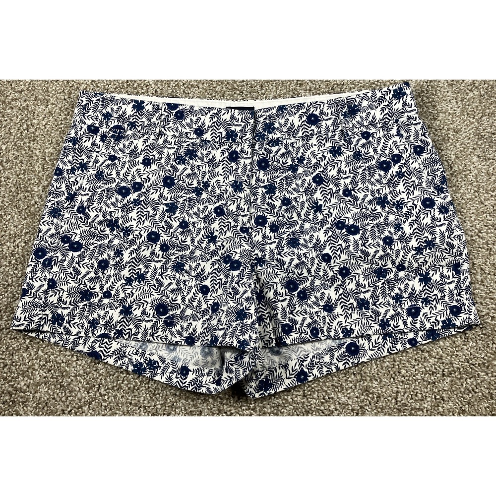 Re-Imagined By J. Crew Chino Shorts Womens 10 White Blue Floral Flat Front Beach